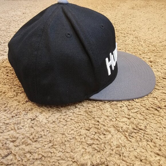 Hurley Snapback Hat Black Gray Cap Wool Blend Yupoong Classics OSFA - Picture 4 of 10
